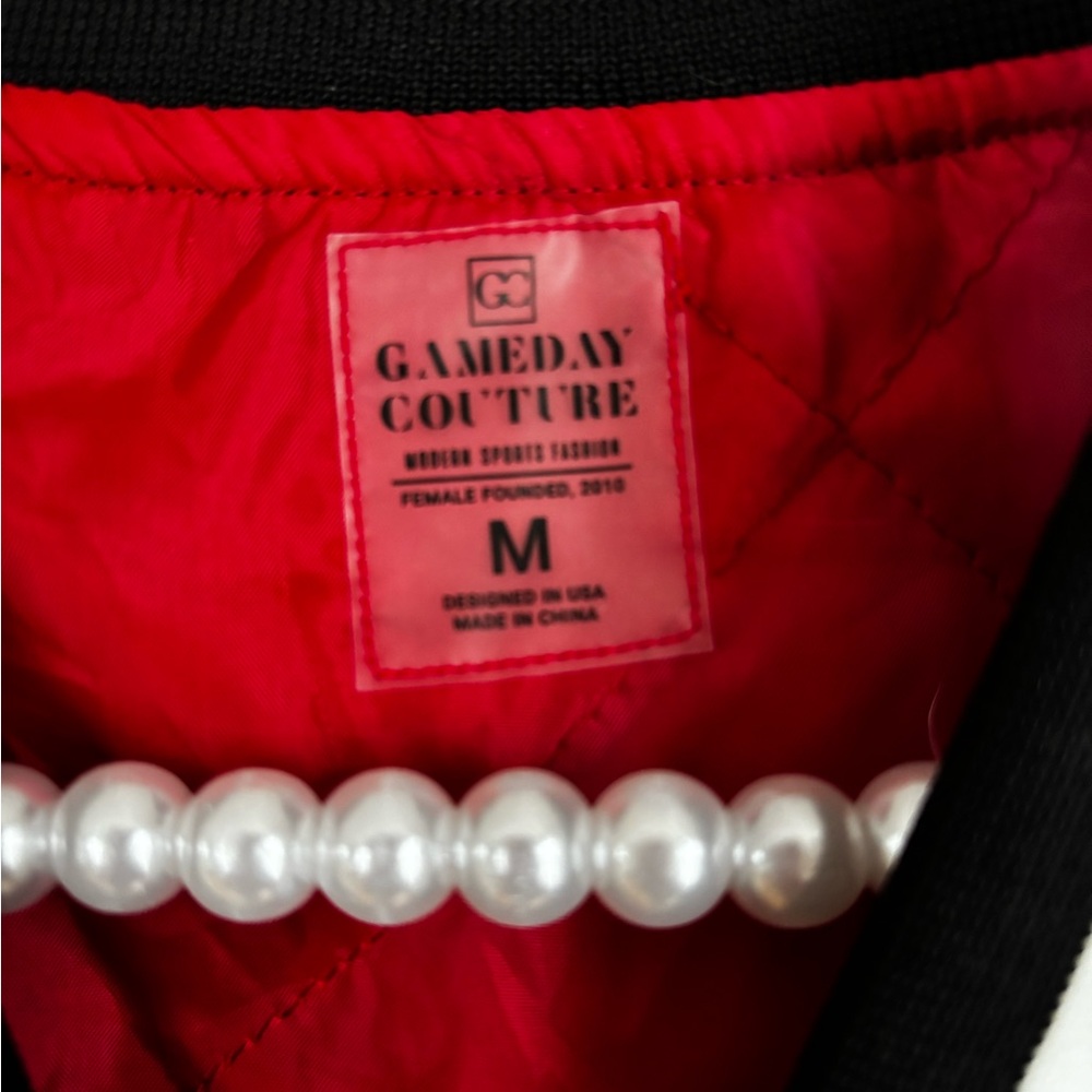 Gameday Couture Wisconsin Badgers bomber jacket size medium NWT - Picture 2 of 3